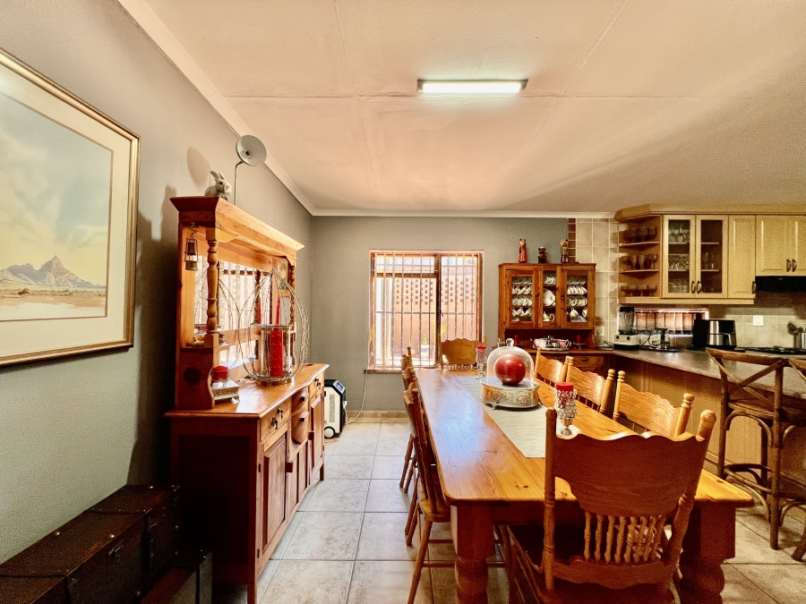 4 Bedroom Property for Sale in Vredenburg Western Cape